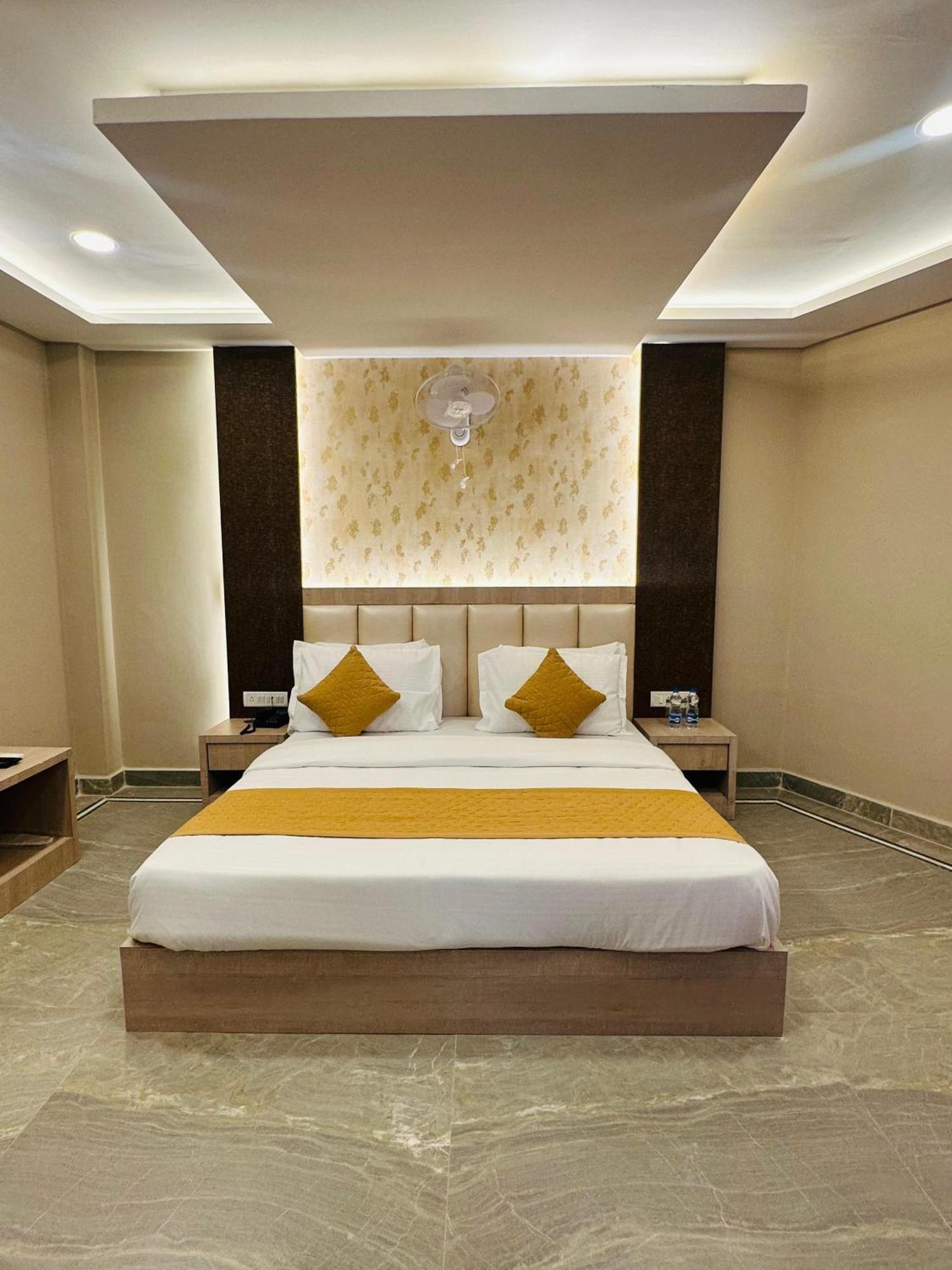 Hotel The Grand Agastya Kaohni Zewnętrze zdjęcie