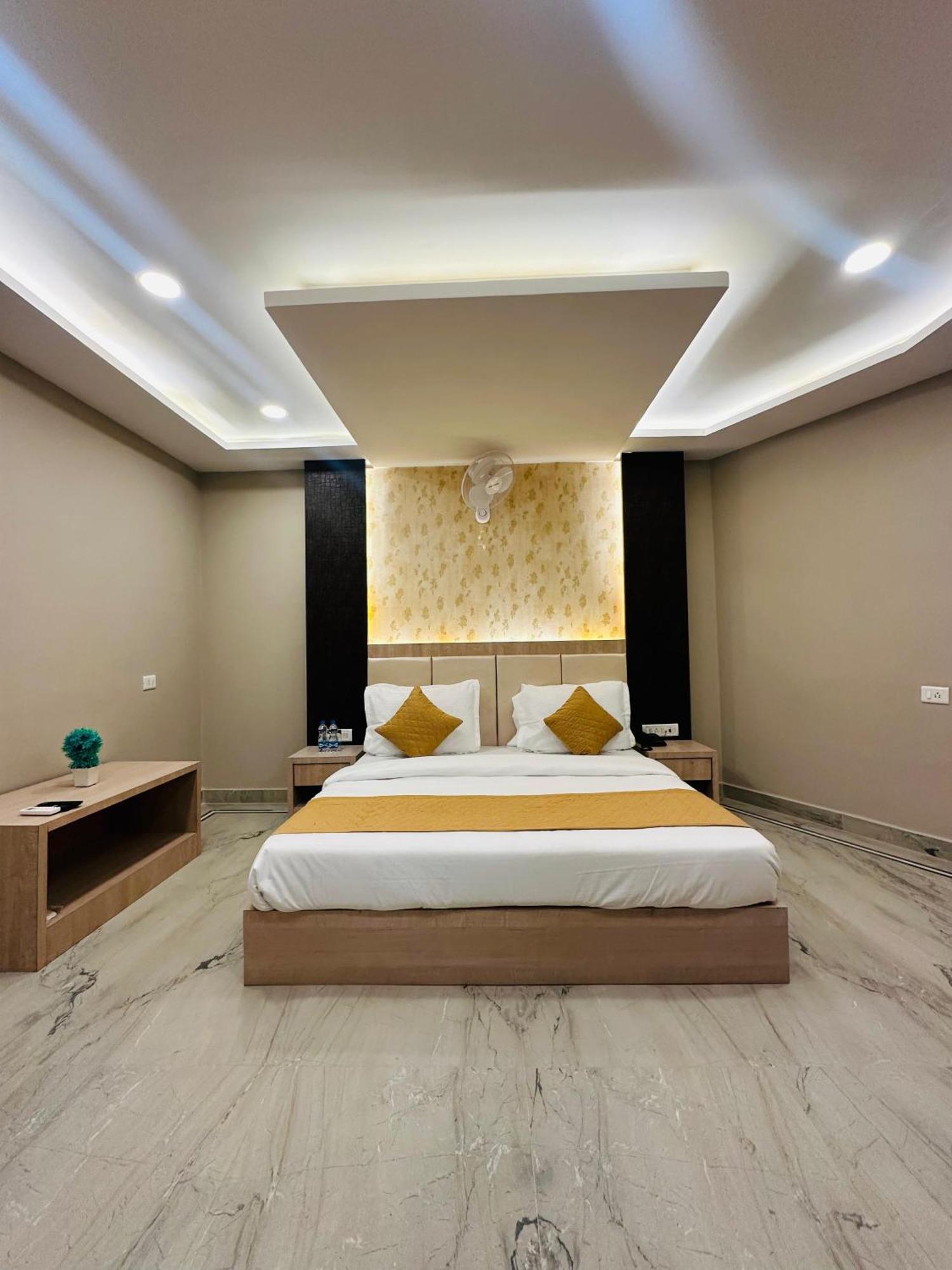 Hotel The Grand Agastya Kaohni Zewnętrze zdjęcie