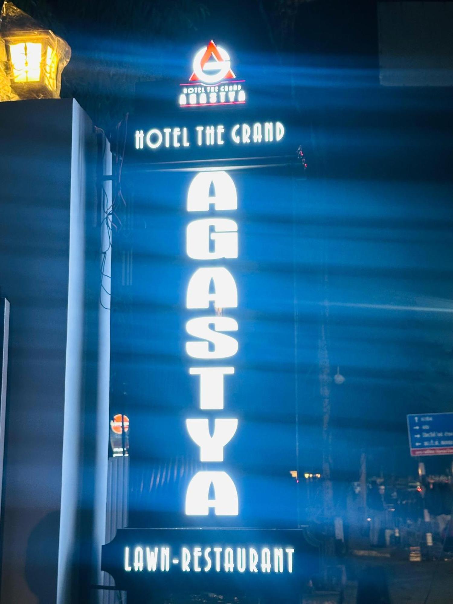 Hotel The Grand Agastya Kaohni Zewnętrze zdjęcie